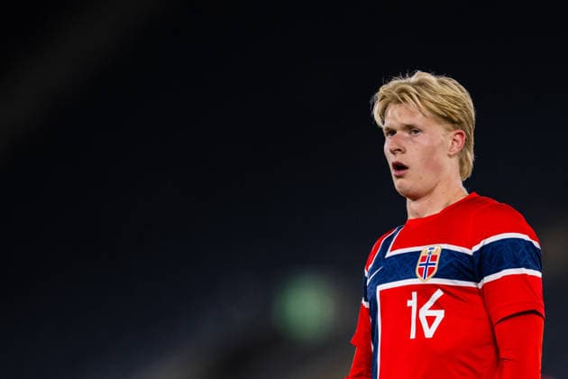 261006 Jakob Segadal Hansen of Norway during the UEFA European Under-21 Qualifier football match between Norway and Israel on October 6, 2026 in Stavanger. Photo: Marius Simensen BILDBYRAN COP 238 bbeng em kvalifisering football fotball fotboll israel norge norway soccer U21, U 21 UEFA EURO, EM, Europameisterschaft,Fussball under-21 qualifiers Copyright: MARIUSxSIMENSEN BB261006BB755