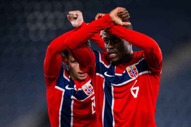 261006 Tobias Saliou Moi SÃ ne of Norway celebrates after scoring the 1-1 goal during the UEFA European Under-21 Qualifier football match between Norway and Israel on October 6, 2026 in Stavanger. Photo: Marius Simensen BILDBYRAN COP 238 bbeng em kvalifisering football fotball fotboll israel jubel norge norway soccer U21, U 21 UEFA EURO, EM, Europameisterschaft,Fussball under-21 qualifiers Copyright: MARIUSxSIMENSEN BB261006BB763