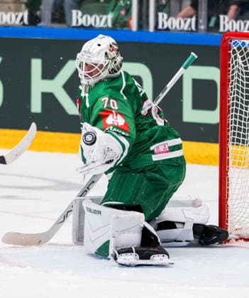261006 Goaltender Calle Clang of Rögle during the CHL game between Rögle and Davos on October 6, 2026 in Ängelholm. Photo: Niclas Jönsson BILDBYRAN COP 273 NO0449 ishockey Ice hockey, Eishockey chl champions hockey league rögle davos rögle bbeng ishockey ice hockey chl champions hockey league rögle davos rögle bbeng Copyright: NICLASxJÖNSSON BB261006NO045