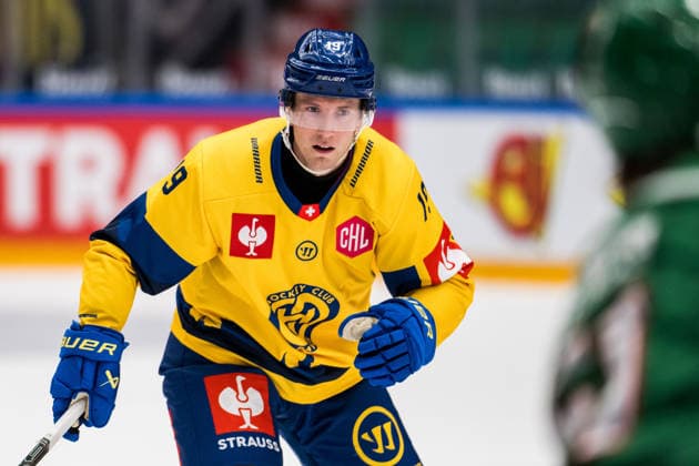 261006 Adam Tambellini of Davos during the CHL game between Rögle and Davos on October 6, 2026 in Ängelholm. Photo: Niclas Jönsson BILDBYRAN COP 273 NO0449 ishockey Ice hockey, Eishockey chl champions hockey league rögle davos rögle bbeng ishockey ice hockey chl champions hockey league rögle davos rögle bbeng Copyright: NICLASxJÖNSSON BB261006NO047