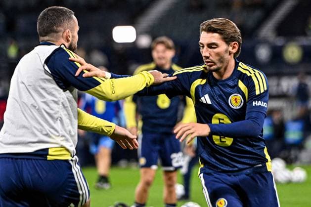 Scotland v Slovenia UEFA Nations League John McGinn and Billy Gilmour of Scotland warm up during the UEFA Nations League match at Barclays Hampden, Glasgow 06 10 2026 UK Newspapers OUT Copyright: xJamiexJohnstonx FIL-24032-0038