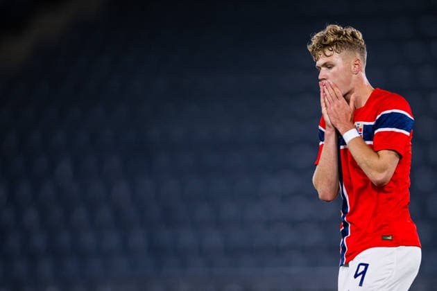 261006 Sindre Walle Egeli of Norway reacts after missing a chance to score during the UEFA European Under-21 Qualifier football match between Norway and Israel on October 6, 2026 in Stavanger. Photo: Marius Simensen BILDBYRAN COP 238 bbeng depp em kvalifisering football fotball fotboll israel norge norway soccer U21, U 21 UEFA EURO, EM, Europameisterschaft,Fussball under-21 qualifiers Copyright: MARIUSxSIMENSEN BB261006BB779