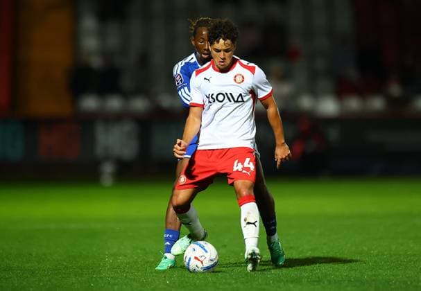 Phoenix Patterson of Stevenage Stevenage v Leicester City, EFL Jersey Mike s Trophy, Football, Lamex Stadium, Stevenage, UK - 06 Oct 2026Stevenage Lamex Stadium United Kingdom  Copyright: xMichaelxZemanek Shutterstockx 17188813ai
