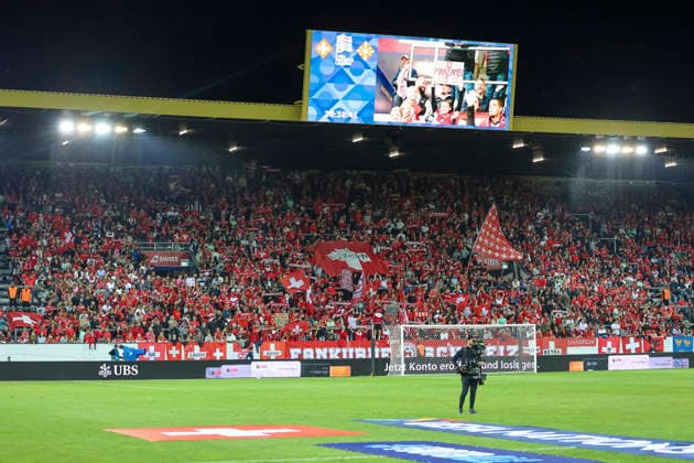 Fans Schweiz , Schweiz, UEFA , Nations League, Matchday 4, Schweiz vs. Nordmazedonien, 06.10.2026, Luzern Swissporarena Schweiz Copyright: xGrantxHubbsx