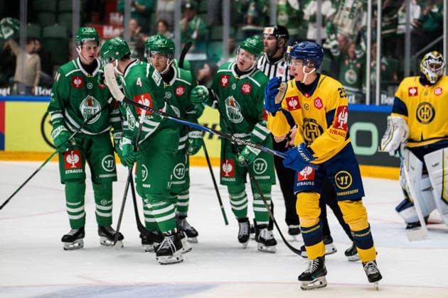 261006 Beni Waidacher of Davos looks dejected during the CHL game between Rögle and Davos on October 6, 2026 in Ängelholm. Photo: Niclas Jönsson BILDBYRAN COP 273 NO0449 ishockey Ice hockey, Eishockey chl champions hockey league rögle davos rögle bbeng depp Copyright: NICLASxJÖNSSON BB261006NO054