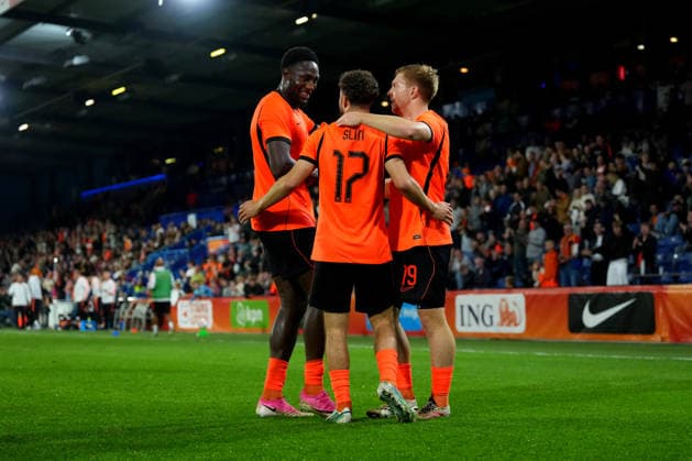 European Championship, EM, Europameisterschaft Qualifier: The Netherlands U21, U 21 v Bosnia and Herzegovina U21 Doetinchem - Devin Haen of The Netherlands U21 celebrates scoring his team s third goal (3-0) with Lequincio Zeefuik of The Netherlands U21 and Aymen Sliti of The Netherlands U21 during the eigth qualification round of the 2026 2027 European Championship Qualifier. The match is set between The Netherlands U21 and Bosnia and Herzegovina U21 at De Vijverberg on 6 October 2026 in Doetinchem, Netherlands. (Hero Images Yannick Verhoeven) Copyright: xYannickxVerhoevenx