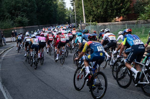 CYCLING - Road cycling, Rad, Radsport, Strasse - Tre Valli Varesine Photo by IPA ABACAPRESS.COM89375178 - The peloton during the 2026 Tre Valli Varesine in Varese, Italy, on October 6, 2026 Varese Italy  Copyright: xIPAxSport ABACAx