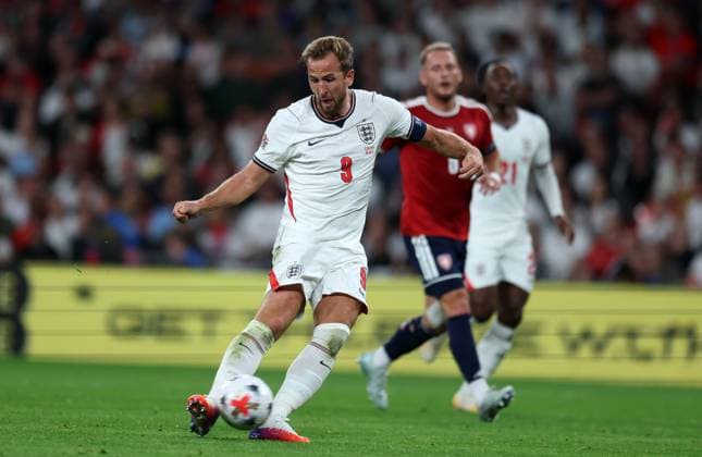 Harry Kane of England scores his first goal to put England 2-0 up England v Czech Republic - UEFA Nations League - League A - Group 3. Football. Wembley Stadium, London, UK. 6 OCT 2026Wembley Wembley Stadium LONDON United Kingdom  Copyright: xJASONPIX Shutterstockx 17189001l