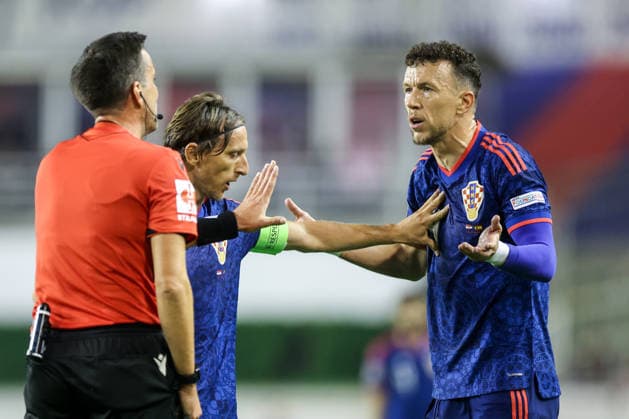 Croatia v Spain - UEFA Nations League 2026 27 Group A3 MD4 Referee Erik Lambrechts speaks with Luka Modric and Ivan Perisic of Croatia during the UEFA Nations League 2026 27 group phase match between Croatia and Spain at Stadion Poljud on October 6, 2026 in Split, Croatia.  SanjinxStrukic PIXSELL