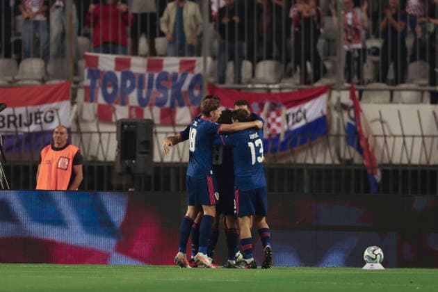 Ivan Perisic and players of Croatia seen celebrating after scoring goal during Nations League Division A game between National teams of Croatia and Spain (Grzegorz Wajda Ball Raw Images) Zenica Biline Polje Bosnia and Herzegovina Copyright: xGrzegorzxWajdax grzegorzwajda_croatia_spain_2627-13