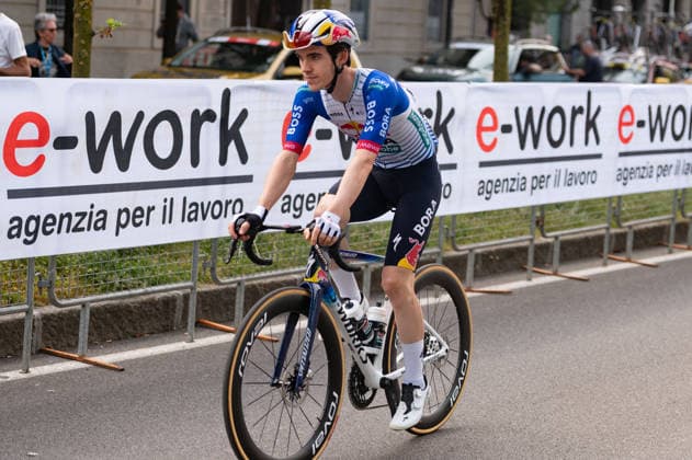 CYCLING - Road cycling, Rad, Radsport, Strasse - Tre Valli Varesine Photo by IPA ABACAPRESS.COM89376375 - Giovanni Aleotti, RED BULL-BORA-HANSGROHE, at the start of the 2026 Tre Valli Varesine in Busto Arsizio, Italy, on October 6, 2026 Varese Italy  Copyright: xIPAxSport ABACAx