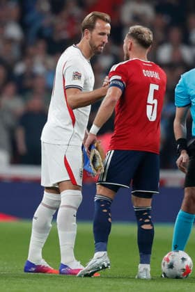 England v Czechia UEFA Nations League Harry Kane of England and Vladimir Coufal of Czechia before the UEFA Nations League match at Wembley Stadium, London 06 10 2026 UK Newspapers OUT Copyright: xPaulxChestertonx FIL-24030-0018