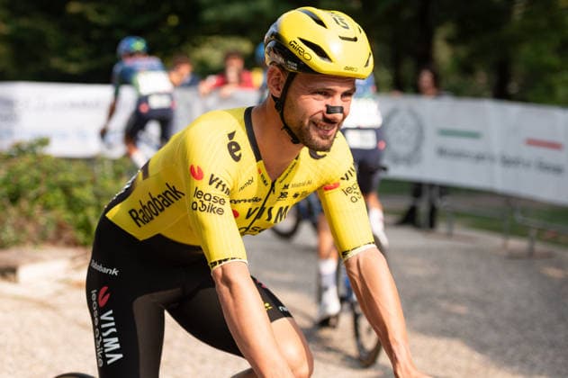 IPA89376801 - Victor CAMPENAERTS, TEAM VISMA LEASE A BIKE at the start of the 2026 Tre Valli Varesine in Busto Arsizio, Italy, on October 6, 2026  Copyright: xSilviaxColombo IPAxSportx xx IPA89376801