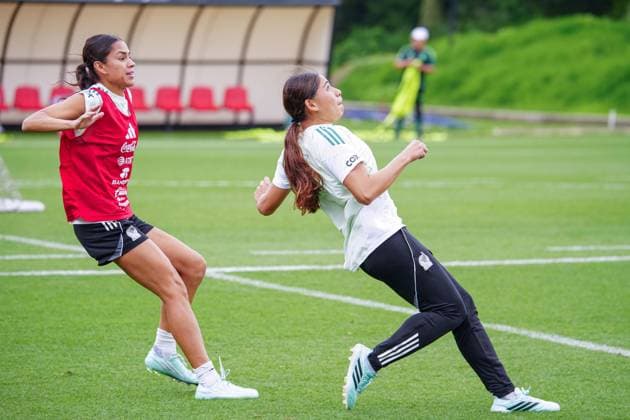 SELECCION MEXICANA FEMENIL SELECCION MEXICANA FEMENIL SESION DE ENTRENAMIENTO TRAINING SESSION 06102026 MEXICO CITY, MEXICO. General view of players of the Mexican Female National soccer team, during a training session at the Centro de Alto Rendimiento in Mexico City, prior to their friendly game against Jamaica this friday at Aguascalientes. Vista general de jugadoras de la Seleccion Nacional Mexicana Femenil, durante una sesion de entrenanmiento en el Centro de Alto Rendimiento en la Ciudad de Mexico, previa a su juego amistoso ante Jamaica este viernes en Aguascalientes. PHOTO BY IMAGENSHOP AGENCIA FOTOGRAFICA MEXICO CITY MEXICO CITY MEXICO Copyright: xIMAGENSHOPxAGENCIAxFOTOGRAFICAx