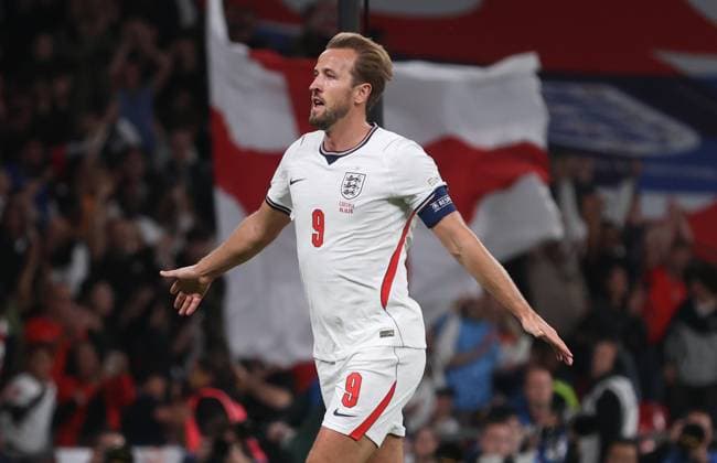 UEFA Nations League - England v Czechia LONDON, ENGLAND, OCTOBER 6: GOAL 2-0, Harry Kane of England national team, Nationalteam goal celebration after scoring a goal to put England 2-0 ahead during The UEFA Nations League match in Group A3 between England v Czechia at Wembley Stadium, London, England, on October 6. (Photo by Daniel Weir) London Wembley Stadium England Copyright: xDanielxWeir SportsxPressxPhotox Sportspressphoto_SPR247341