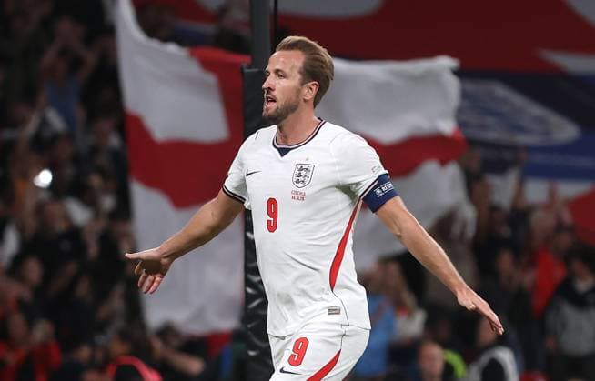 UEFA Nations League - England v Czechia LONDON, ENGLAND, OCTOBER 6: GOAL 2-0, Harry Kane of England national team, Nationalteam goal celebration after scoring a goal to put England 2-0 ahead during The UEFA Nations League match in Group A3 between England v Czechia at Wembley Stadium, London, England, on October 6. (Photo by Daniel Weir) London Wembley Stadium England Copyright: xDanielxWeir SportsxPressxPhotox Sportspressphoto_SPR247342