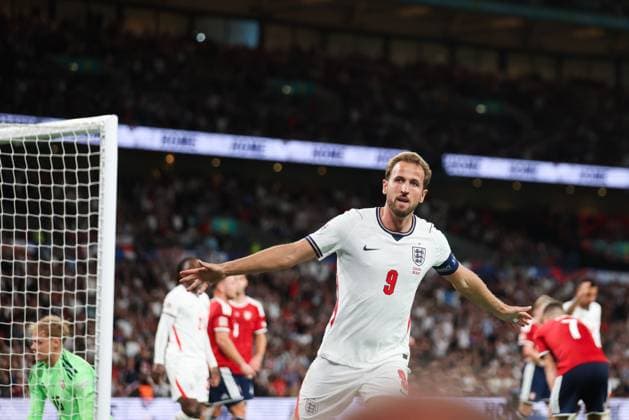 Harry Kane of England scores his teams third goal and celebrates England v Czechia, UEFA Nations League, Football, Wembley Stadium, London, UK - 06 Oct 2026London Wembley Stadium United Kingdom  Copyright: xMattxImpey Shutterstockx 17188908ex