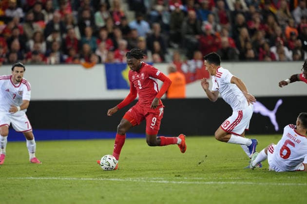 Luzern, Switzerland - October 06: Johan Manzambi (9 SUI) against Tihomir Kostadinov (18 MKD) during the UEFA Nations League match between Switzerland and North Macedonia at thermoplan arena on October 06, 2026 in Luzern, Switzerland. Copyright: xKjetilxWaberx xSPPx Sportspressphoto_SPR247348