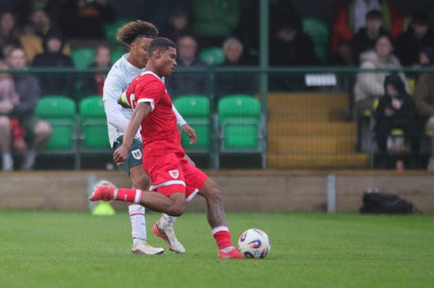 U21, U 21 Wales v U21 Austria, U21 UEFA EUROPEAN CHAMPIONSHIPS, Qualifier Kai Andrews (C) of Wales Under 21 during the U21 UEFA EUROPEAN CHAMPIONSHIPS qualification match between U21 Wales and U21 Austria at the Oval, Caernarfon, UK on 6 October 2026. Caernarfon the Oval Wales UK Editorial use only , Copyright: xAlunxRobertsx PSI-24971-0024