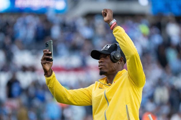 Benin players pose for photos with fans before the International Friendly, Länderspiel, Nationalmannschaft between Argentina and Benin, at the Estadio Monumental Antonio V. Liberti, on October 6, 2026, in Buenos Aires, Argentina. Lionel Messi will play his last match for Argentina after announcing his retirement from the national team, Nationalteam Richard Callis Fotoarena (Richard Callis SPP) Copyright: xRichardxCallisx xSPPx spp-en-RiCa-3026033