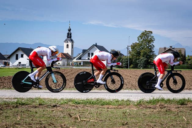 Poland: UEC Road cycling, Rad, Radsport, Strasse European Championships - Ljubljana 2026 MITORAJ Igor - LEGIEÄÜ MikoÅ‚aj - BÅASZAK Mateusz ( POL ) Poland Querformat - quer - horizontal - Landscape - Event Veranstaltung: UEC Road Cycling European Championships 2026 Ljubljana - Category Kategorie: Cycling - Road Cycling European Championships - Mixed Relay Men and Women Junior U19 - Location Ort: Europe Slovenia - Sencur - Å enÄur - Discipline: Mixed Relay ( MR ) - Distance: 44 km - Date Datum: 06.10.2026 Tuesday Day 4 -