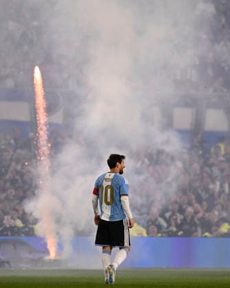BUENOS AIRES, ARGENTINA - OCTOBER 06 : Lionel Messi of Argentina national team, Nationalteam head down during an International Friendly, Länderspiel, Nationalmannschaft match against Benin at Estadio Monumental on October 06, 2026 in Buenos Aires, Argentina. This historic match marks the final international appearance for Leo who wore a commemorative special-edition kit replacing the traditional manufacturer branding with his personal signature logo. Photo by SFSI Argentina National team v Benin Copyright: xSFSIx