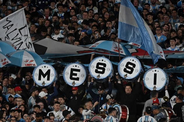 Argentina x Benin BUENOS AIRES, AR - 06.10.2026: ARGENTINA X BENIN - Fans of Argentina during the International Friendly, Länderspiel, Nationalmannschaft match between Argentina and Benin on Tuesday, October 6, 2026, at the Estadio Monumental in Buenos Aires, Argentina. The match marks Messi& 39;s farewell to the Argentine national team, Nationalteam (Photo: Gabriel Sotelo Fotoarena) x3026062x  GabrielxSotelo