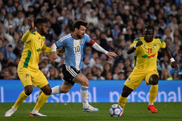 BUENOS AIRES, ARGENTINA - OCTOBER 06: Lionel Messi of Argentina national team, Nationalteam drives ball forward during the International Friendly, Länderspiel, Nationalmannschaft match between Argentina and Benin at Estadio Mas Monumental on October 06, 2026 in Buenos Aires, Argentina. Photo by SFSI Argentina National team v Benin Copyright: xSFSIx