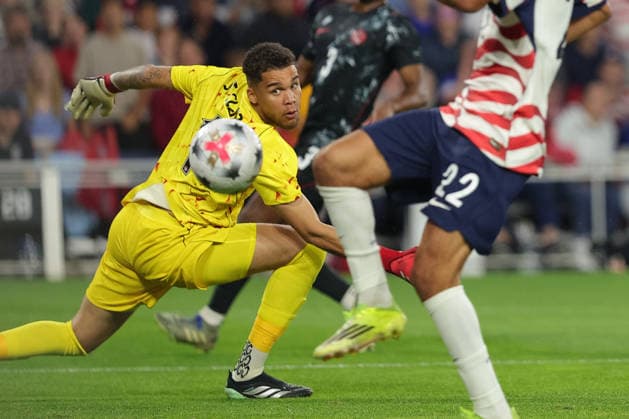 SAINT PAUL, MN - OCTOBER 06: Canada goalkeeper Dayne St. Clair (1) looks on as United States Justin Ellis (22) scores during the first half of the men™s friendly match between the U.S. national team, Nationalteam and Canada™s national team on October 6th, 2026, at Allianz Field in Saint Paul, MN. (Photo by Bailey Hillesheim Icon Sportswire) SOCCER: OCT 06 USA vs Canada EDITORIAL USE ONLY Icon20261006008