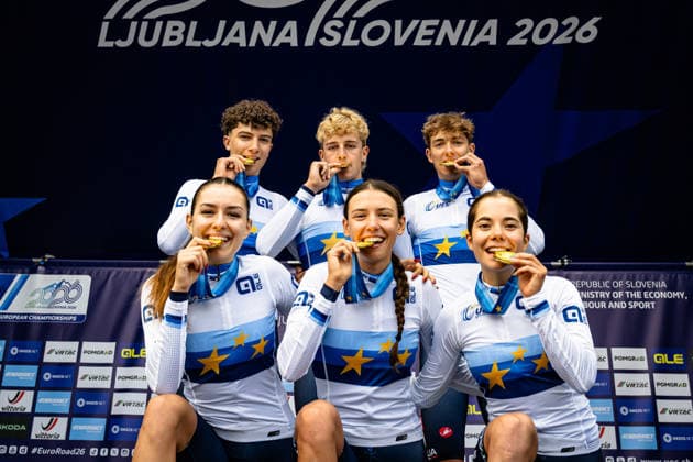 Italy: UEC Road cycling, Rad, Radsport, Strasse European Championships - Ljubljana 2026 ROSSIGNOLI Matilde - BIANCHI Elisa - BALLAN Azzurra - PEZZO ROSOLA Patrik - FEDRIZZI Brandon - BALLIANA Enrico Andrea ( ITA ) Italy Winner - First Place - Award Ceremony Medal Ceremony Podium - Querformat - quer - horizontal - Landscape - Event Veranstaltung: UEC Road Cycling European Championships 2026 Ljubljana - Category Kategorie: Cycling - Road Cycling European Championships - Mixed Relay Men and Women Junior U19 - Location Ort: Europe Slovenia - Sencur - Å enÄur - Discipline: Mixed Relay ( MR ) - Distance: 44 km - Date Datum: 06.10.2026 Tuesday Day 4 -