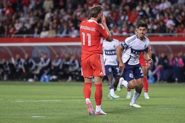 CHICAGO, USA - October 6: Philip Zinckernagel (11 Chicago Fire FC) reacts after missing the penalty during the Major League Soccer game between Chicago Fire FC and Vancouver Whitecaps FC at Soldier Field on Tuesday October 6 in Chicago, USA Copyright: xShainaxBenhiyoun SPPx Sportspressphoto_SPR247845