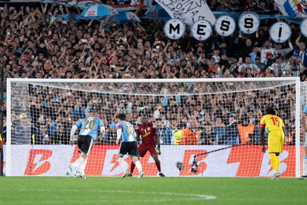 BUENOS AIRES, ARGENTINA - OCTOBER 06: Lionel Messi of Argentina prepares to take a penalty kick during the International Friendly, Länderspiel, Nationalmannschaft football match between Argentina and Benin at Estadio Monumental Antonio V. Liberti on October 06, 2026 in Buenos Aires, Argentina. (Photo by Richard Callis Sports Press Photo) Copyright: xRichardxCallis SportsxPressxPhotox Sportspressphoto_SPR247917