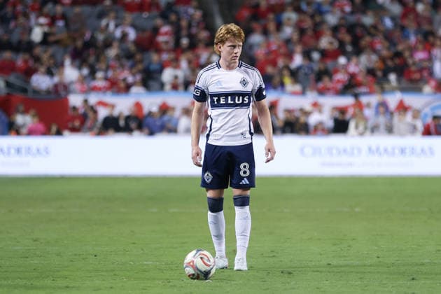 CHICAGO, USA - October 6: Oliver Larraz (8 Vancouver Whitecaps FC) in action during the Major League Soccer game between Chicago Fire FC and Vancouver Whitecaps FC at Soldier Field on Tuesday October 6 in Chicago, USA Copyright: xShainaxBenhiyoun SPPx Sportspressphoto_SPR247934