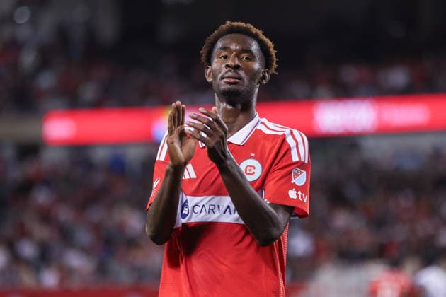 CHICAGO, USA - October 6: Dje D’Avilla (42 Chicago Fire FC) claps during the Major League Soccer game between Chicago Fire FC and Vancouver Whitecaps FC at Soldier Field on Tuesday October 6 in Chicago, USA Copyright: xShainaxBenhiyoun SPPx Sportspressphoto_SPR247960