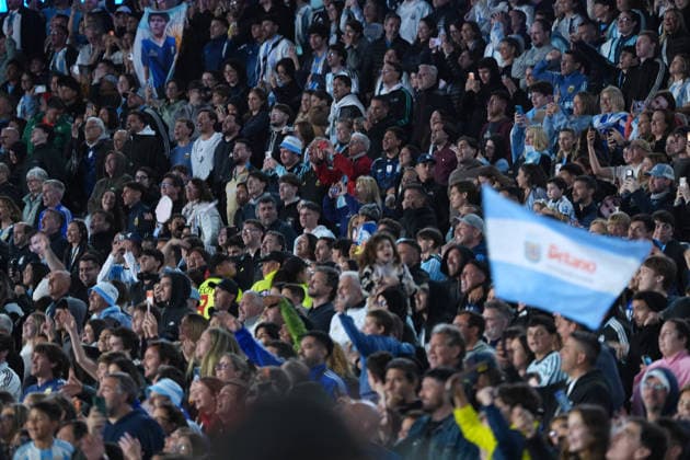 Messi bade farewell to Argentina in the friendly match against Benin BUENOS AIRES, ARGENTINA - OCTOBER 6: Argentina fans show their support as Argentine football legend and national team, Nationalteam captain Lionel Messi goodbye to the crowd during his farewell match in front of over 80,000 spectators at the Monumental Stadium, in Buenos Aires, Argentina on October 6, 2026. Argentine football star Lionel Messi played his final international match, Länderspiel, Nationalmannschaft in the friendly game between Argentina and Benin. The 39-year-old walk onto the stadium pitch for the final time in the sky-blue and white jersey, entering his farewell as Argentina s record appearance-maker and leading scorer with 207 caps and 125 goals. Luciano Gonzalez Anadolu Buenos Aires Argentina. Editorial use only. Please get in touch for any other usage.  Copyright: x2026xAnadoluxLucianoxGonzalezx