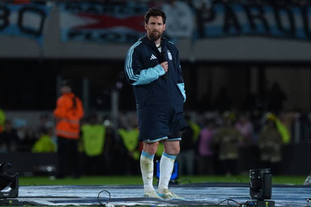 Messi bade farewell to Argentina in the friendly match against Benin BUENOS AIRES, ARGENTINA - OCTOBER 6: Argentine football legend and national team, Nationalteam captain Lionel Messi bids farewell to fans at the end of the his farewell match in front of over 80,000 spectators at the Monumental Stadium, in Buenos Aires, Argentina on October 6, 2026. Argentine football star Lionel Messi played his final international match, Länderspiel, Nationalmannschaft in the friendly game between Argentina and Benin. The 39-year-old walk onto the stadium pitch for the final time in the sky-blue and white jersey, entering his farewell as Argentina s record appearance-maker and leading scorer with 207 caps and 125 goals. Luciano Gonzalez Anadolu Buenos Aires Argentina. Editorial use only. Please get in touch for any other usage.  Copyright: x2026xAnadoluxLucianoxGonzalezx