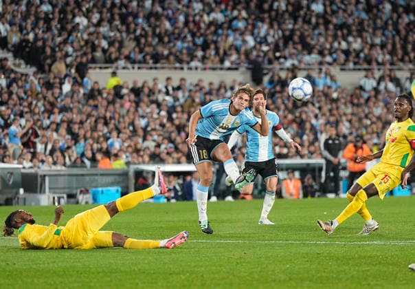 Gol de Nicolas Paz - Argentina vs Benin - Partido amistoso - 6 de octubre de 2026 - Estadio Monumental - Buenos Aires - Foto: Javier Garcia Martino - Prensa CABJ -