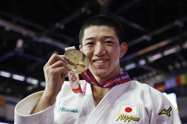Judo: World championships Ryuga Tanaka of Japan poses after winning the men s 73-kilogram title at the judo world championships in Baku, Azerbaijan, on Oct. 6, 2026.  A14AA0005630289P