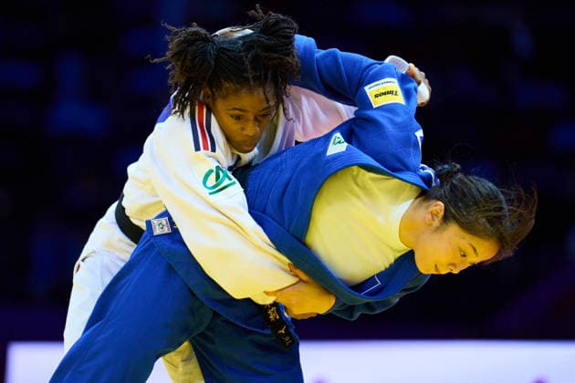 (L-R) Cysique, Sarah Leonie (FRA), Akari Omori (JPN), OCTOBER 6, 2026 -Judo : World Judo Championships BAKU2026 Women s -57kgSemi-final match at National Gymnastics Arena in Baku, Azerbaijan. Noxthirdxpartyxsales  aflo_353985967 KenxAsakurax
