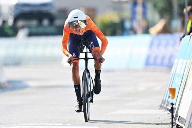 Netherlands Jop Van Den Biggelaar crosses the finish line of the Men Junior Individual Time Trial race (22km) at the cycling UEC Road European Championships, in Ljubljana, Slovenia, on Wednesday 7 October 2026. The UEC Road European Championships are taking place from 02 to 07 October in Ljubljana, Slovenia. DAVIDxPINTENS  x189036053x