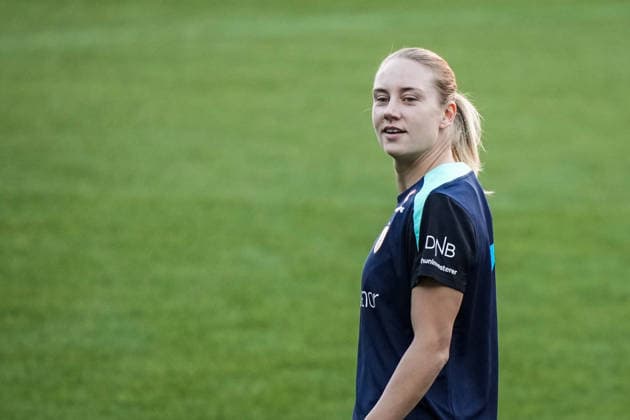 The women s national soccer team is preparing for the World Cup qualifiers Oslo, October 7, 2026 Lisa Fjeldstad Naalsund during a training session at Ullevaal Stadium, for the World Cup qualifier against Romania. The matches will be played on October 9 at Arcul de Triumf Stadium in Bucharest and on October 13 at Ullevaal Stadium in Oslo. Photo: Beate Oma Dahle, NTB, Oslo, Norway. EDITORIAL USE ONLY. RESTRICTED USE FOR BETTING COMPANIES.  Copyright: xBeatexOmaxDahlex xNTBx