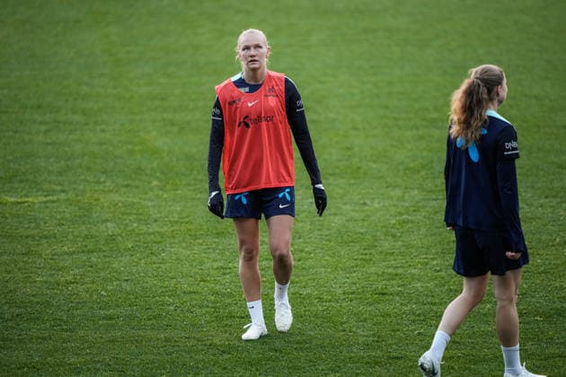Women s National Soccer Team Prepares for World Cup Qualifiers Oslo, October 7, 2026 Frida Maanum during a training session at Ullevaal Stadium, before the World Cup qualifier against Romania. The matches will be played on October 9 at Arcul de Triumf Stadium in Bucharest and October 13 at Ullevaal Stadium in Oslo. Photo: Beate Oma Dahle, NTB, Oslo, Norway. EDITORIAL USE ONLY. RESTRICTED USE FOR BETTING COMPANIES.  Copyright: xBeatexOmaxDahlex xNTBx