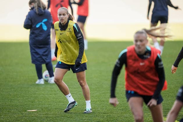 Women s National Soccer Team Prepares for World Cup Qualifiers Oslo, October 7, 2026 Guro Reiten during a training session at Ullevaal Stadium, before the World Cup qualifier against Romania. The matches will be played on October 9 at Arcul de Triumf Stadium in Bucharest and on October 13 at Ullevaal Stadium in Oslo. Photo: Beate Oma Dahle, NTB, Oslo, Norway. EDITORIAL USE ONLY. RESTRICTED USE FOR BETTING COMPANIES.  Copyright: xBeatexOmaxDahlex xNTBx