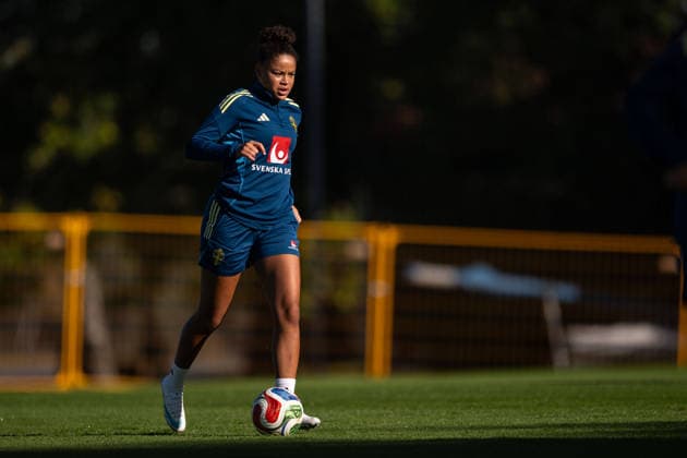 261007 Felicia Schröder of the Swedish women s national football team during a training session on October 7, 2026 in Stockholm. Photo: Emma Wallskog BILDBYRAN kod EW EW0716 fotboll football soccer fotball vm-kval kval fifa womens world cup qualifier qualifier träning practice training sverige sweden dam bbeng Copyright: EMMAxWALLSKOG BB261007EW018