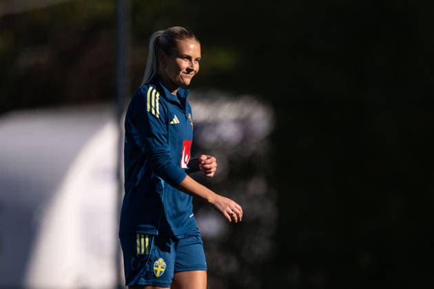 261007 Amanda NildÃ n of the Swedish women s national football team during a training session on October 7, 2026 in Stockholm. Photo: Emma Wallskog BILDBYRAN kod EW EW0716 fotboll football soccer fotball vm-kval kval fifa womens world cup qualifier qualifier träning practice training sverige sweden dam bbeng depp Copyright: EMMAxWALLSKOG BB261007EW031