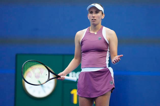2026 China Open Women s Singles Round of 16 match in Beijing - 07 Oct. Elise Mertens of Belgium seen in action against Coco Gauff of the United States (Not in picture) during Women s Singles Round of 16 match on day eight of China Open at the National Tennis Center. Beijing China Copyright: xPolyxFeix xSOPAxImagesx 20261007_7044_100