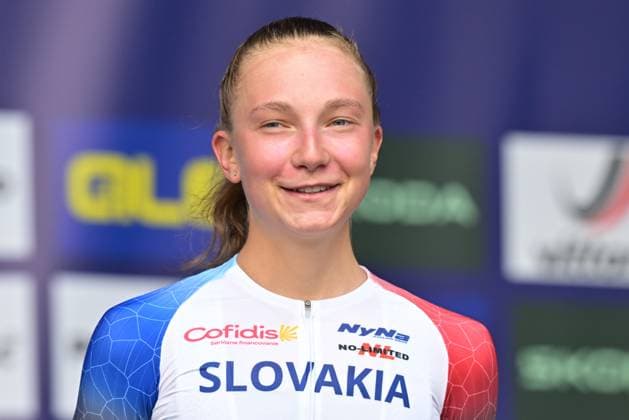 Slovakia s Viktoria Chladonova , winner of the bronze medal pictured on the podium of the Women U23 Individual Time Trial race (22km) at the cycling UEC Road European Championships, in Ljubljana, Slovenia, on Wednesday 7 October 2026. The UEC Road European Championships are taking place from 02 to 07 October in Ljubljana, Slovenia. DAVIDxPINTENS  x189039704x
