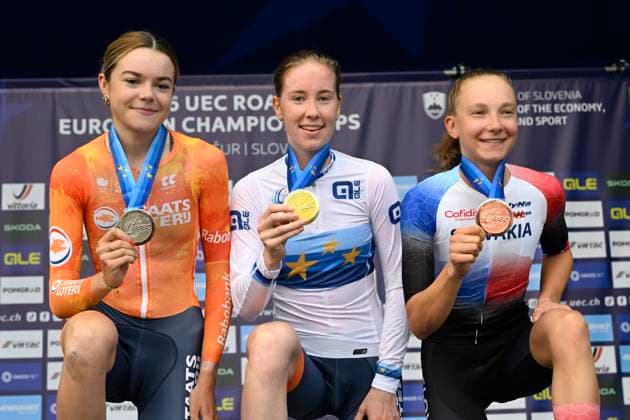 UEC 2026 Road European Championships Ljubljana 07 10 2026 SENCUR, SLOVENIA - OCTOBER 07 : silver medal Arens Megan (NED), gold medal Vinke Nienke (NED) and bronze medal Chladonova Viktoria (SVK) pictured during the podium ceremony of the Individual Time Trial Women Under 23 at the 2026 UEC Road European Championships. An UCI Continental Championships time trial cycling race with start and finish in Sencur on October 7, 2026 in Sencur, Slovenia, 07 10 2026 Sencur Slovenia  Copyright: xJanxDexMeuleneirx