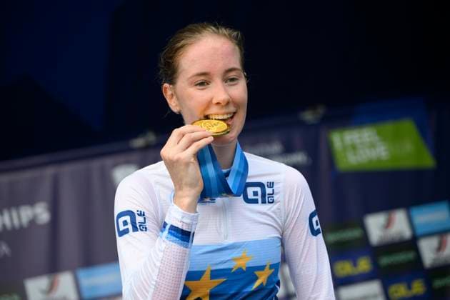 UEC 2026 Road European Championships Ljubljana 07 10 2026 SENCUR, SLOVENIA - OCTOBER 07 : gold medal Vinke Nienke (NED) pictured during the podium ceremony of the Individual Time Trial Women Under 23 at the 2026 UEC Road European Championships. An UCI Continental Championships time trial cycling race with start and finish in Sencur on October 7, 2026 in Sencur, Slovenia, 07 10 2026 Sencur Slovenia  Copyright: xJanxDexMeuleneirx