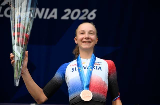 UEC 2026 Road European Championships Ljubljana 07 10 2026 SENCUR, SLOVENIA - OCTOBER 07 : bronze medal Chladonova Viktoria (SVK) pictured during the podium ceremony of the Individual Time Trial Women Under 23 at the 2026 UEC Road European Championships. An UCI Continental Championships time trial cycling race with start and finish in Sencur on October 7, 2026 in Sencur, Slovenia, 07 10 2026 Sencur Slovenia  Copyright: xJanxDexMeuleneirx